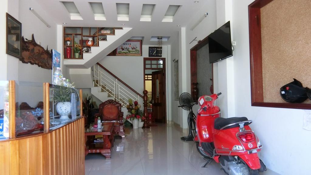Anh Tuan Hotel Хюе Екстер'єр фото