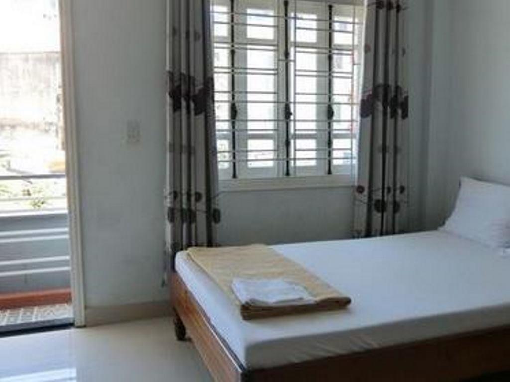 Anh Tuan Hotel Хюе Екстер'єр фото